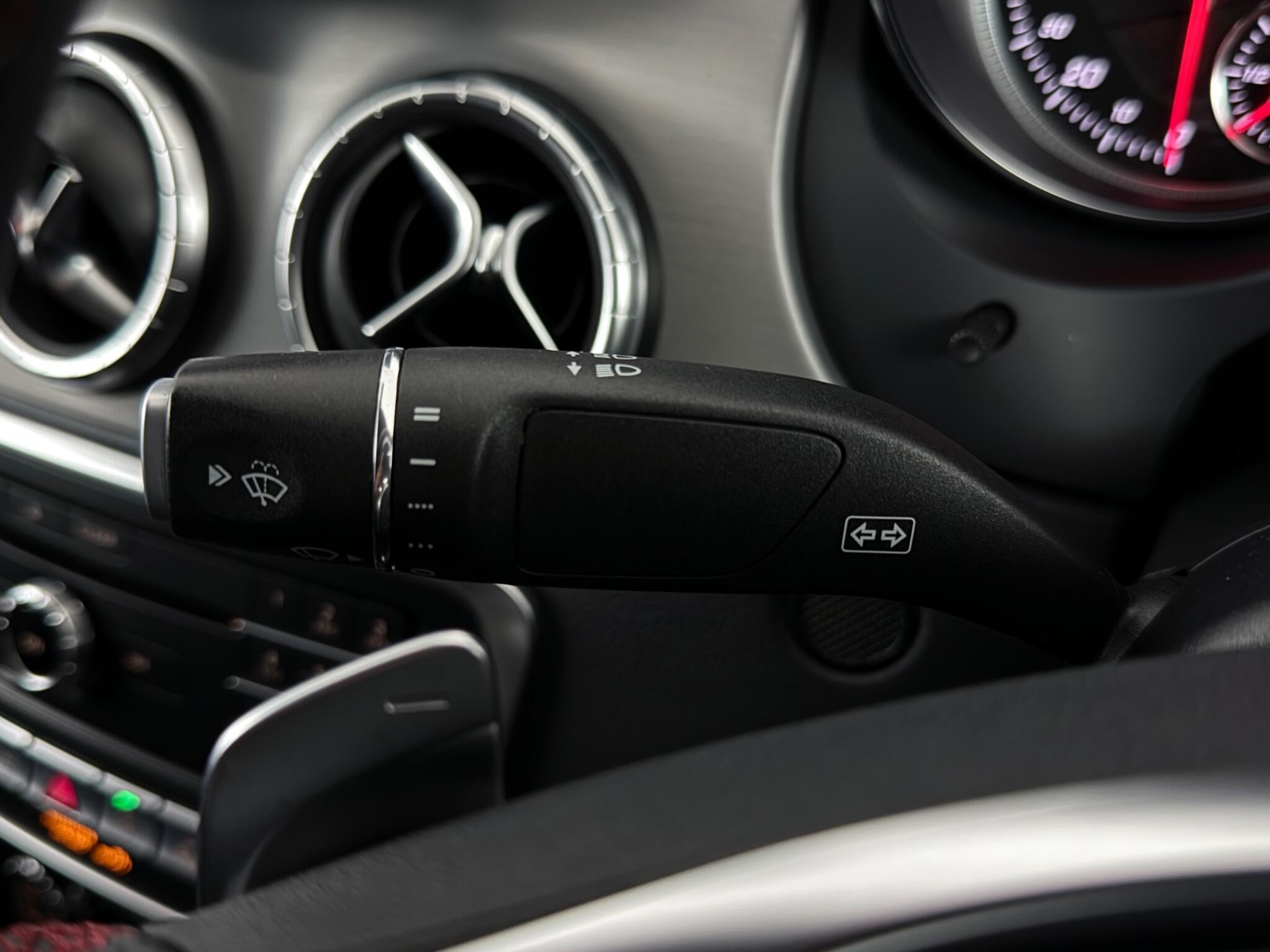 Mercedes-Benz CLA view 16