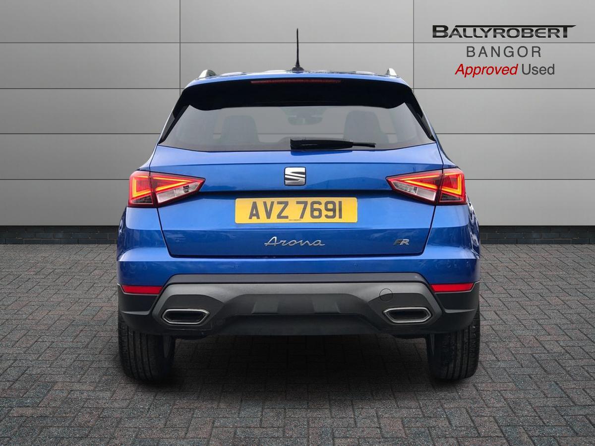 SEAT Arona view 11