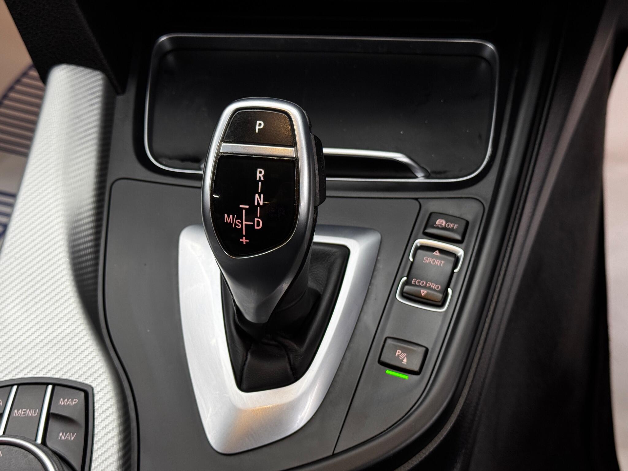 BMW 4 Series view 26