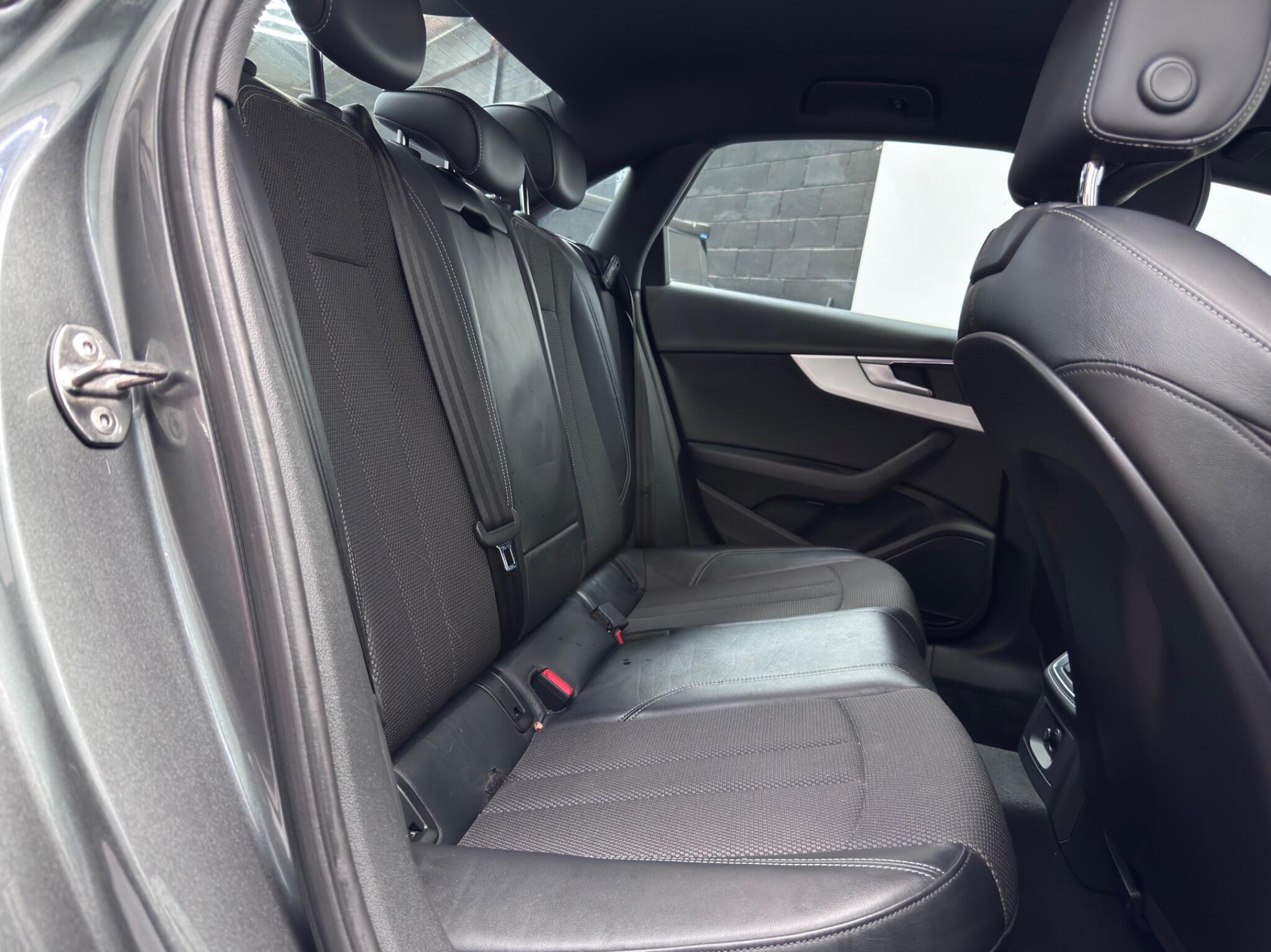 Audi A4 view 61