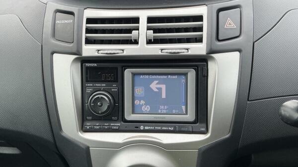 Toyota Yaris view 9