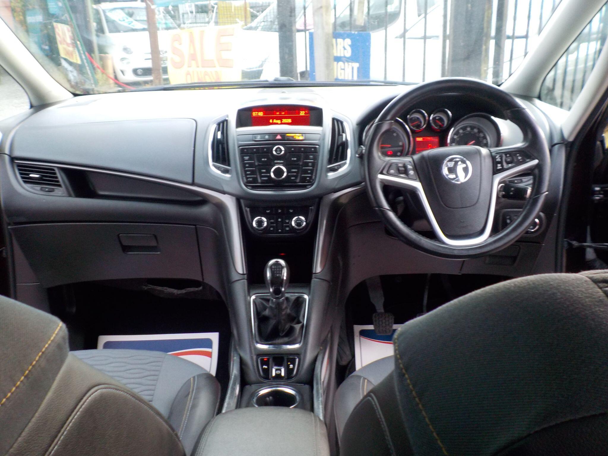 Vauxhall Zafira Tourer 2.0 CDTi SE Euro 5 5dr
