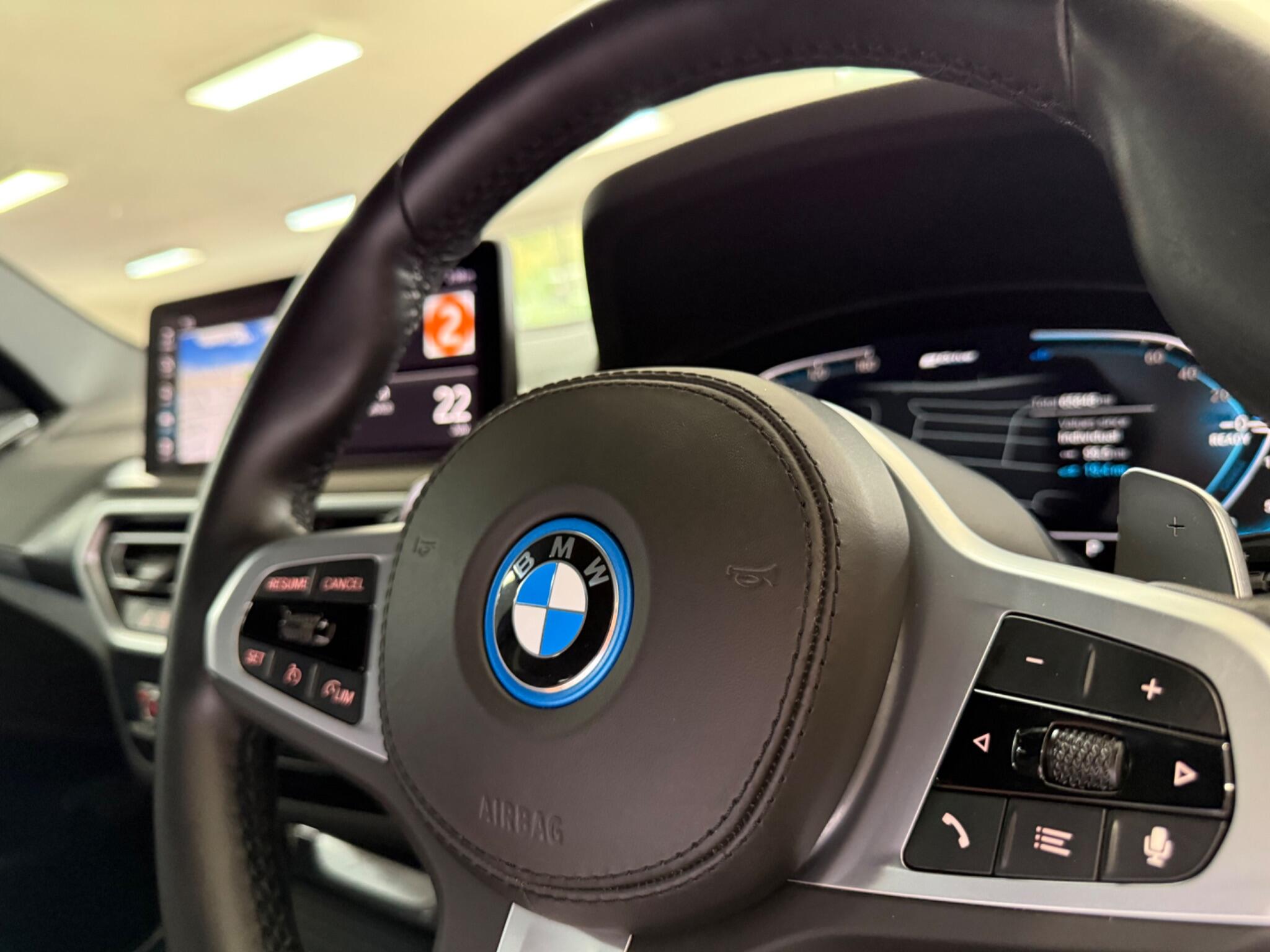 BMW X3 view 26