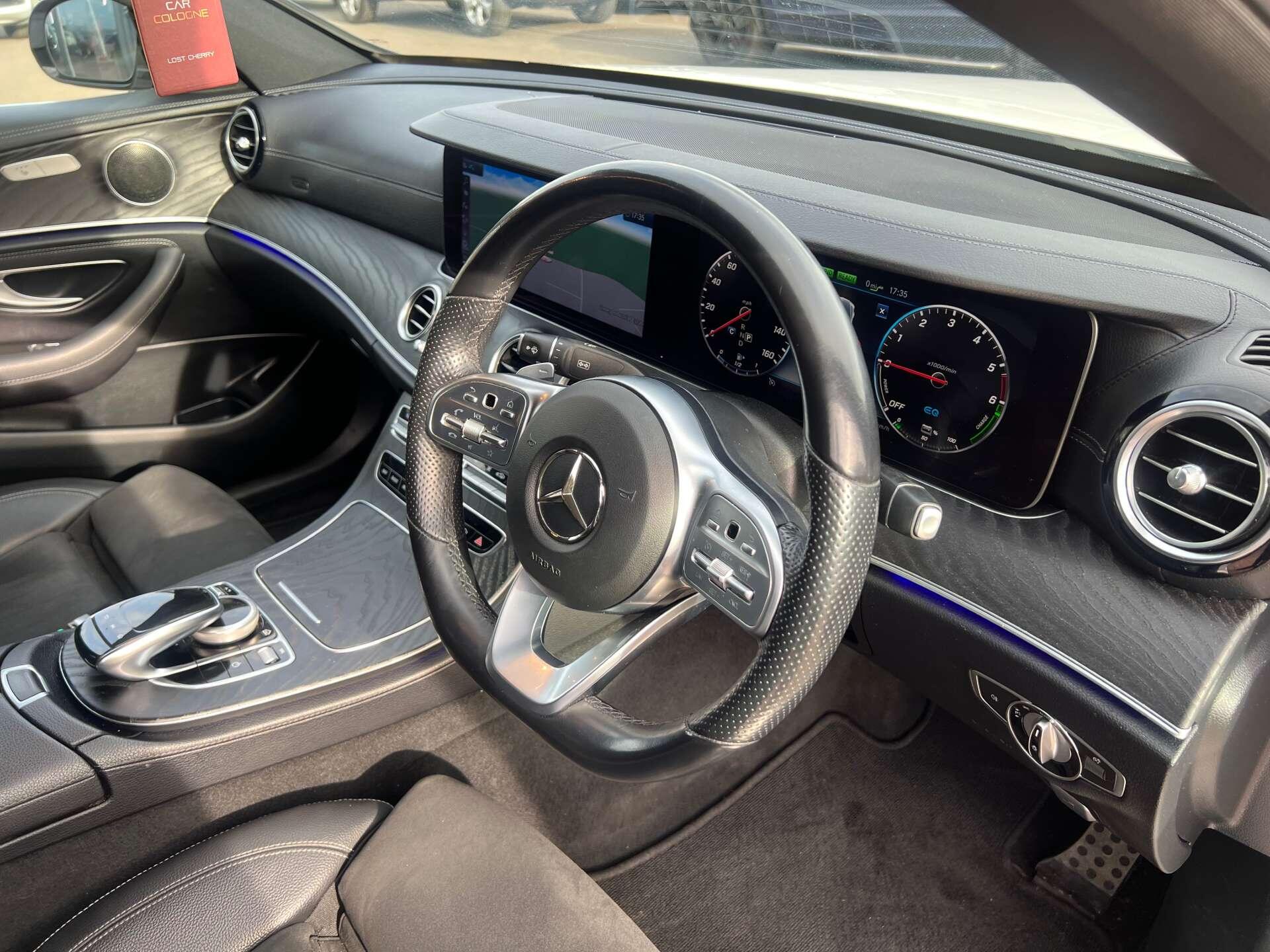 Mercedes-Benz E-Class view 18