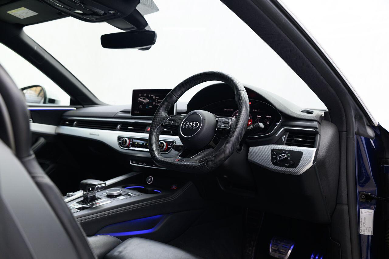 Audi RS5 view 13