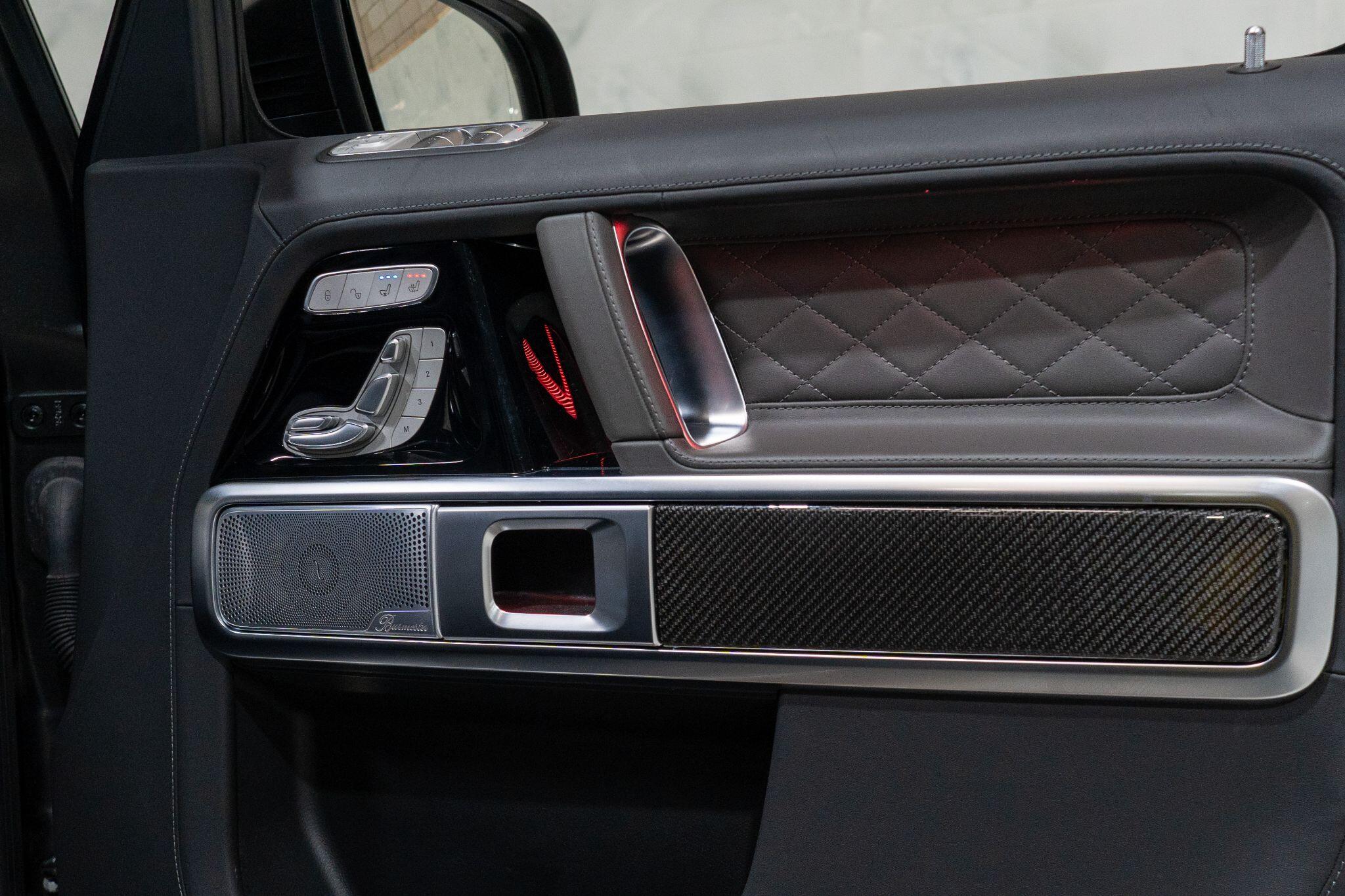 Mercedes-Benz G-Class view 37