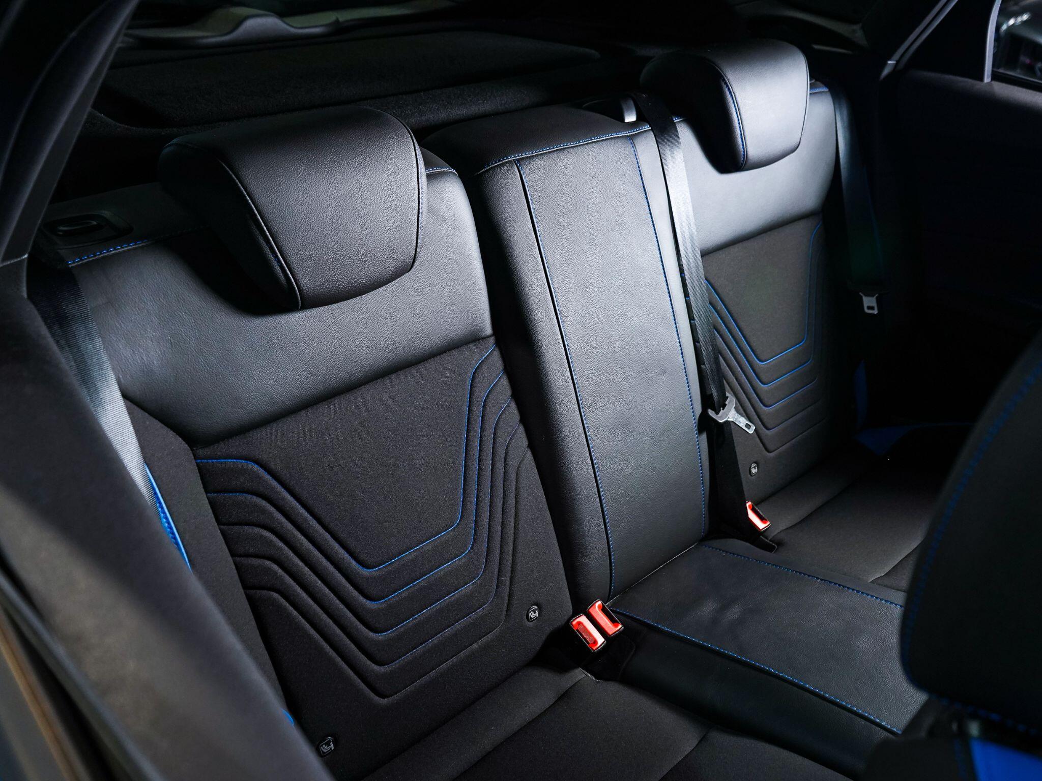 Ford Focus view 18