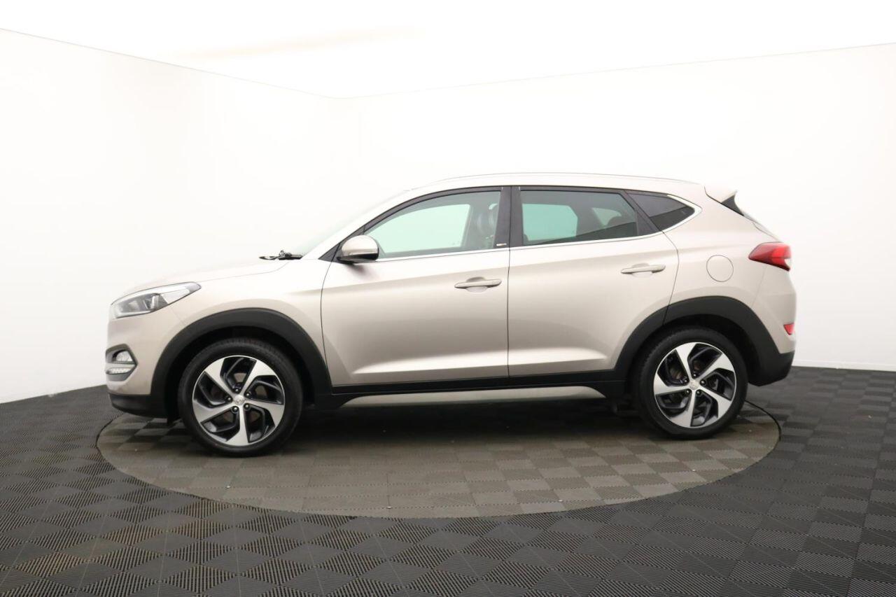 Hyundai Tucson view 8