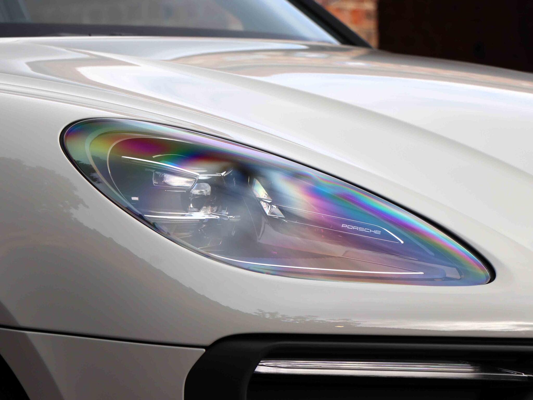 Porsche Macan view 48