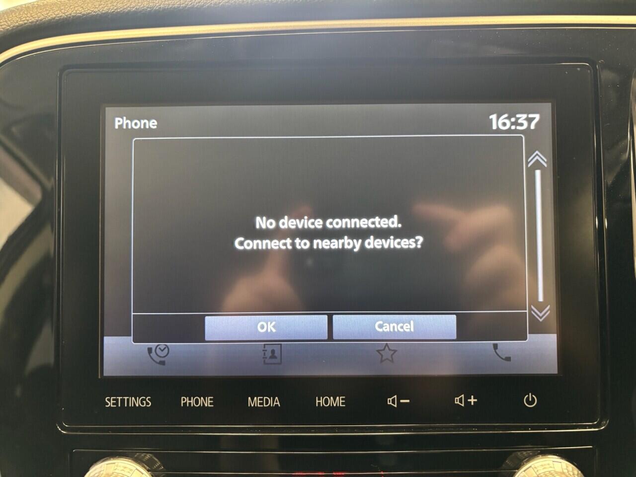 Mitsubishi Outlander view 29