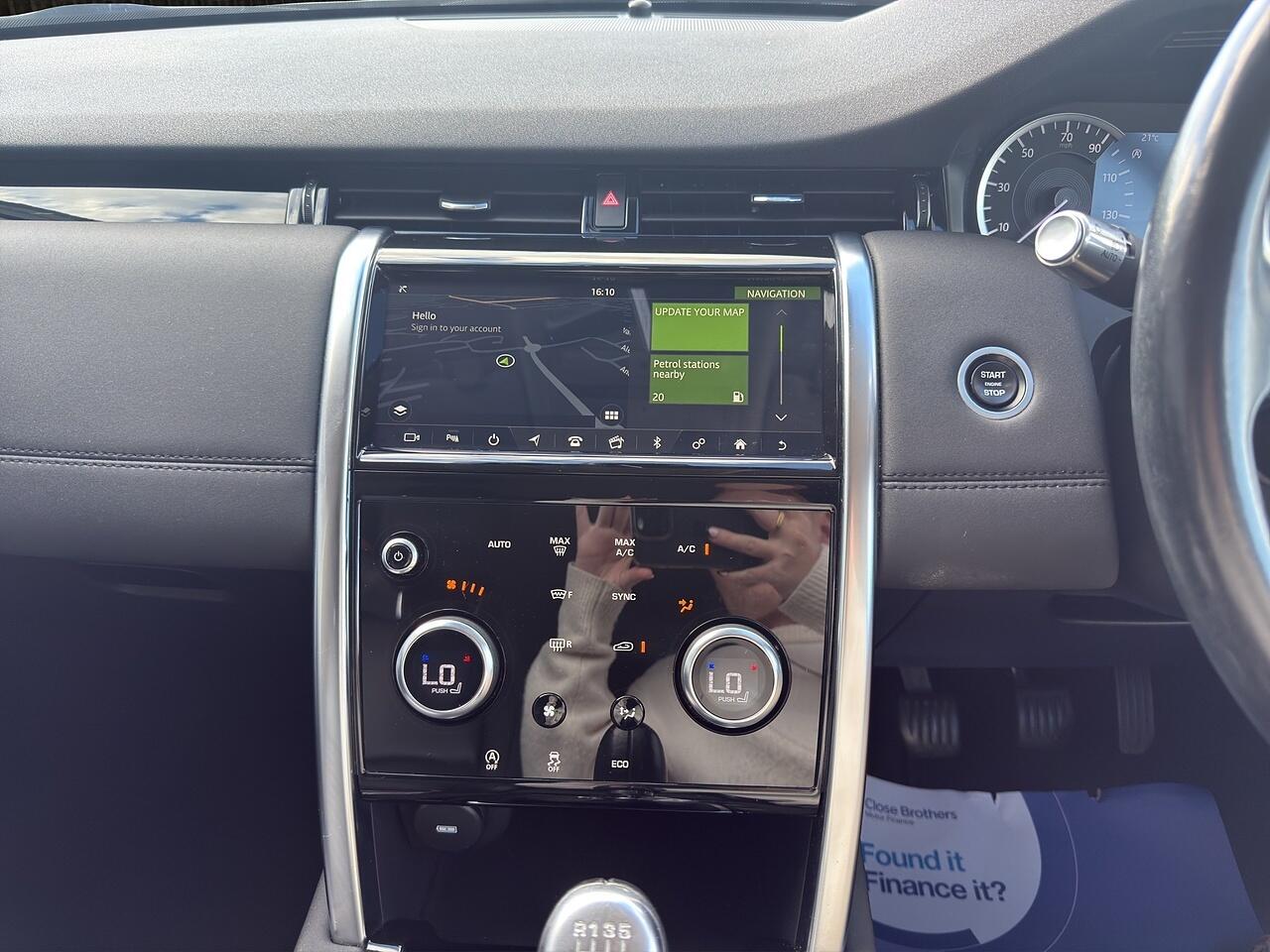 Land Rover Discovery Sport view 24