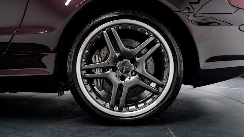 Mercedes-Benz SL view 16