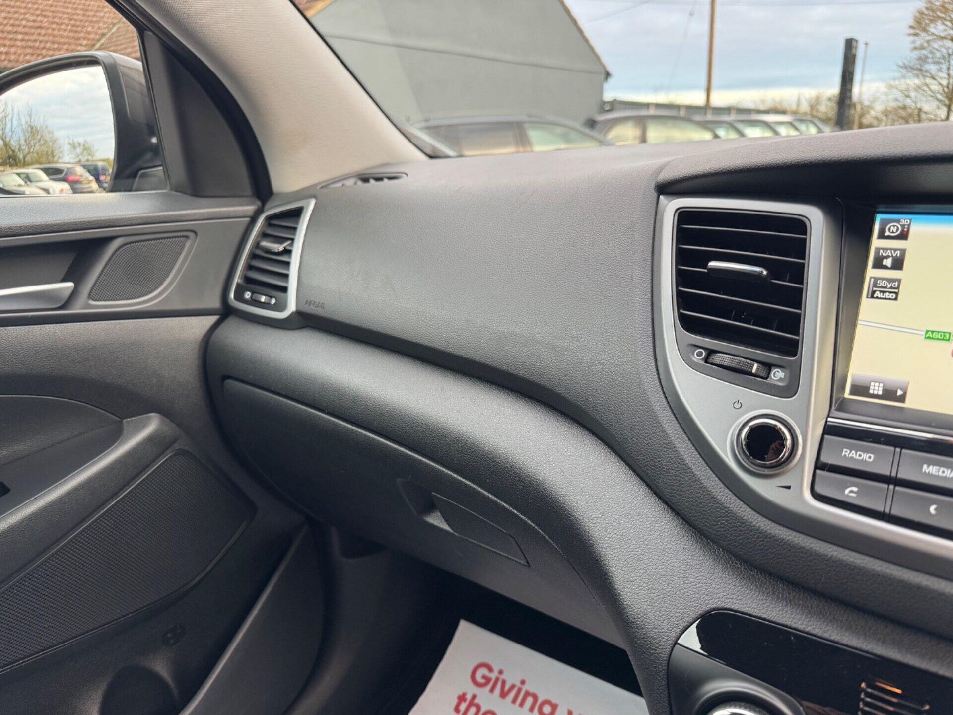 Hyundai Tucson view 55