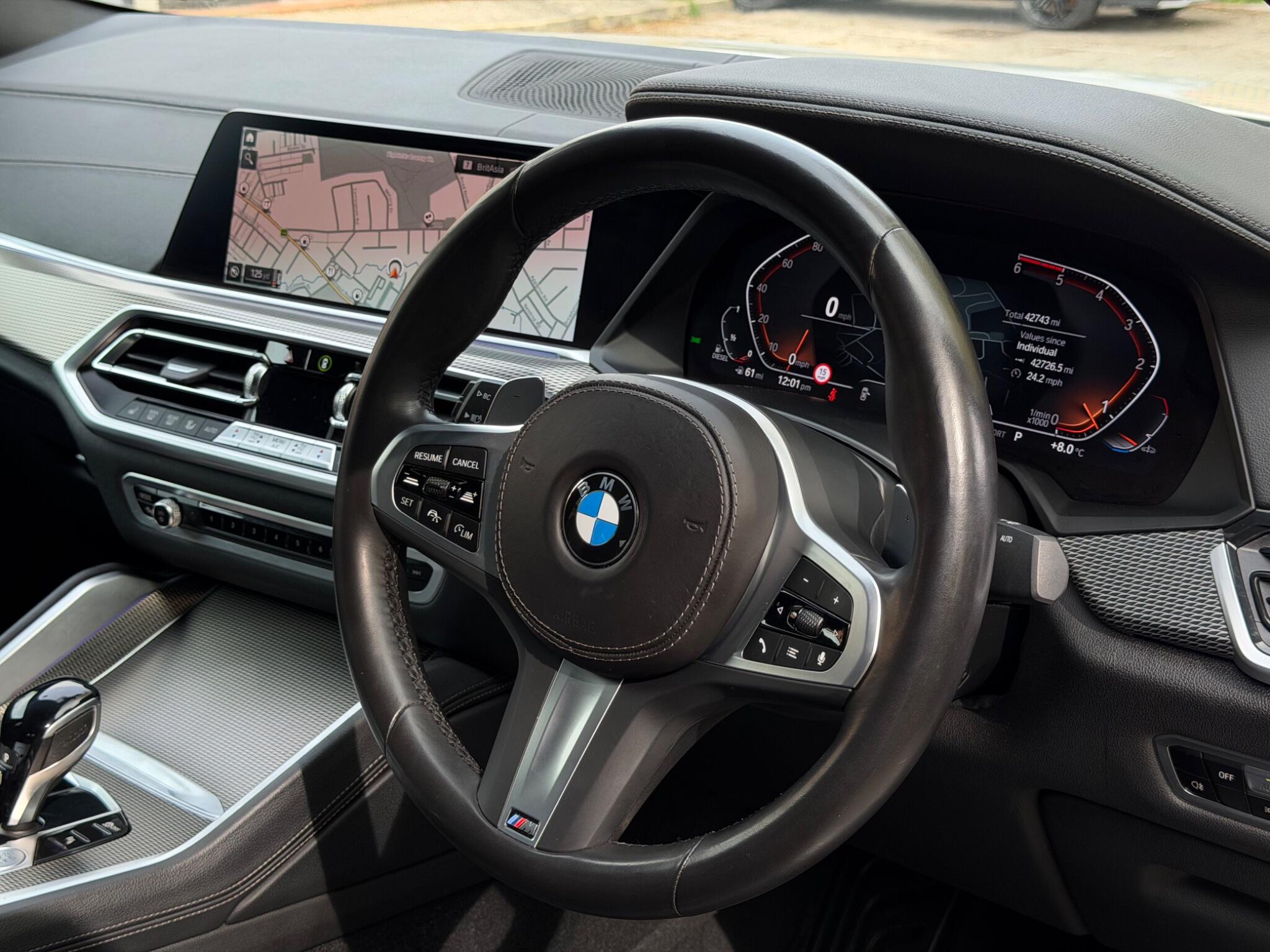 BMW X6 view 33