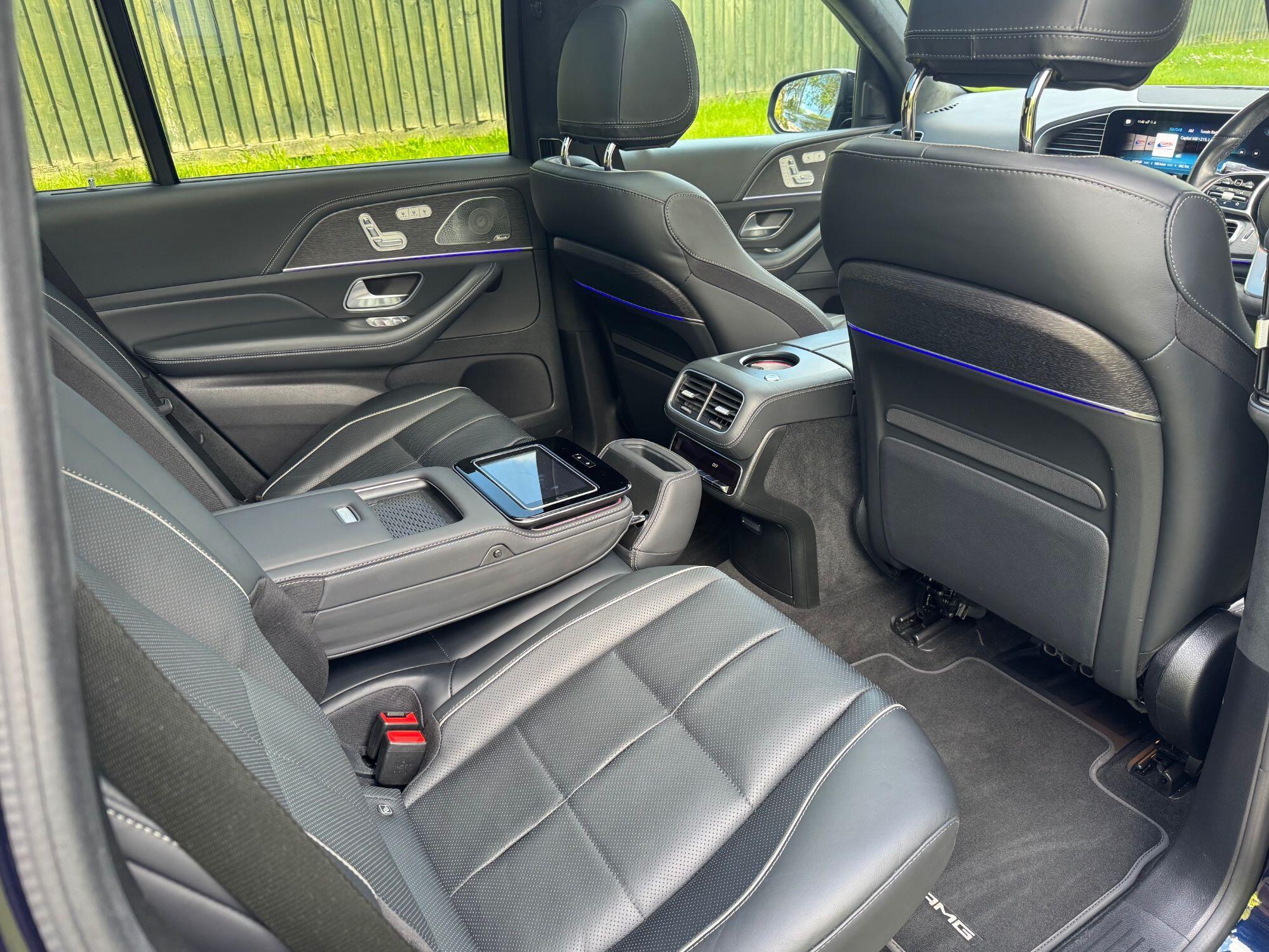 Mercedes-Benz GLS view 23