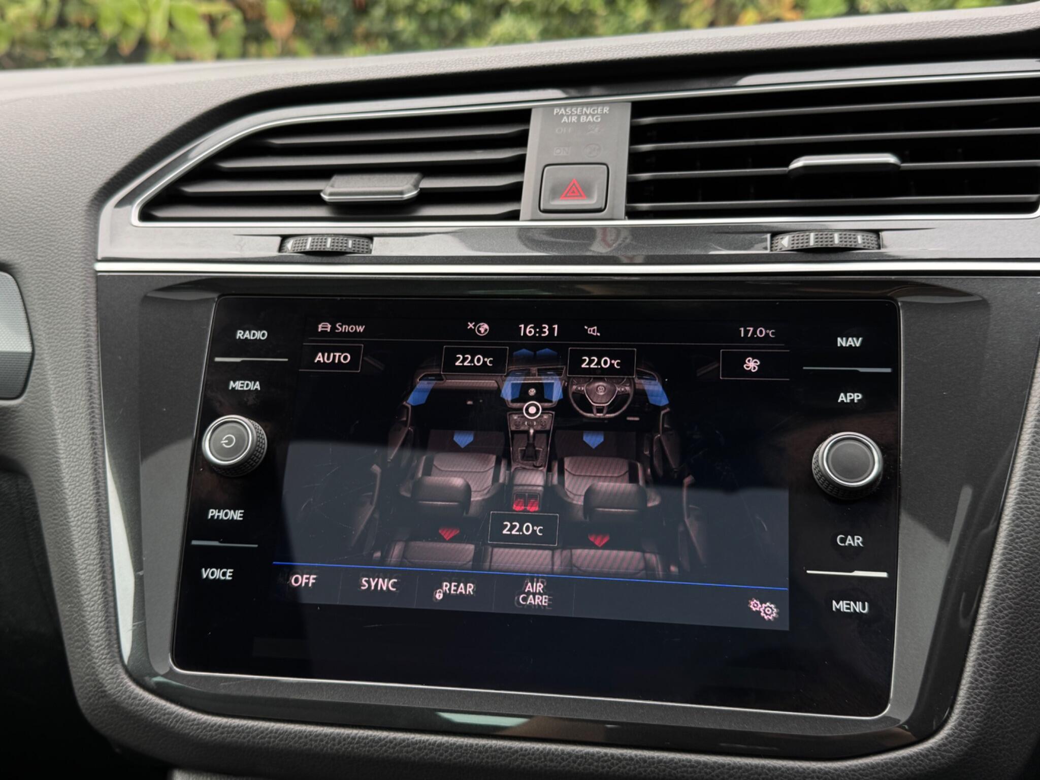 Volkswagen Tiguan view 41