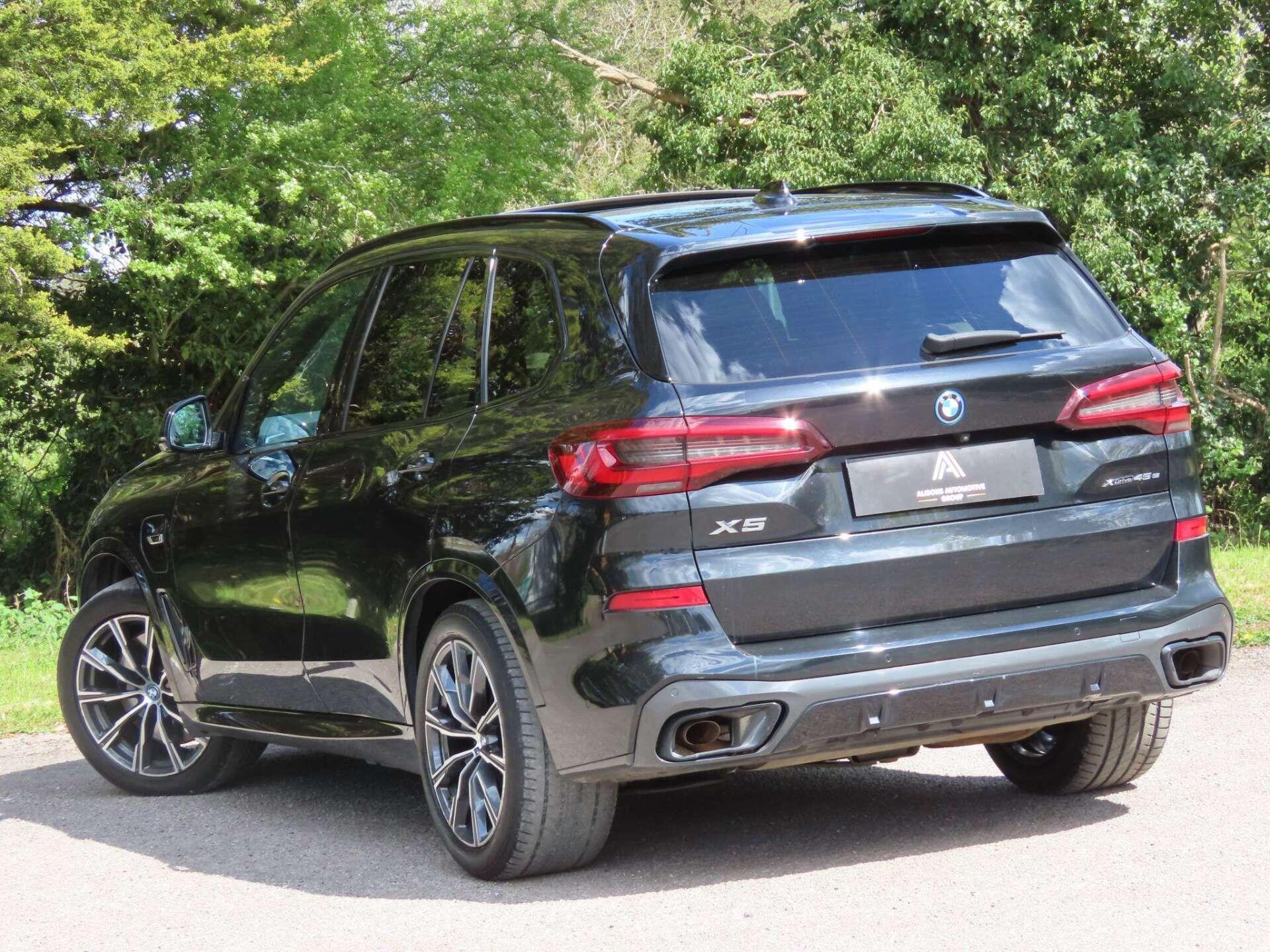 BMW X5 view 7