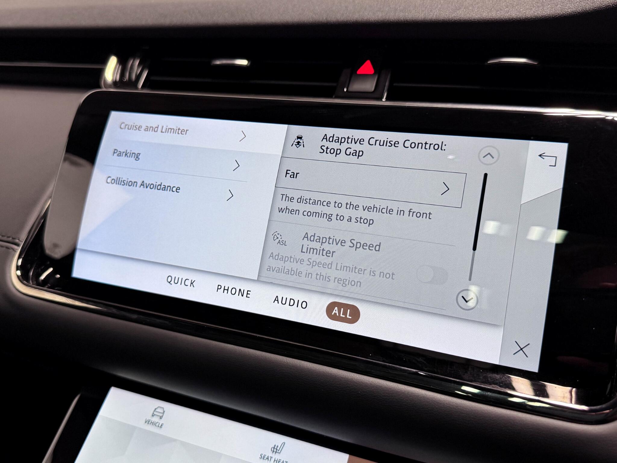 Land Rover Range Rover Evoque view 47