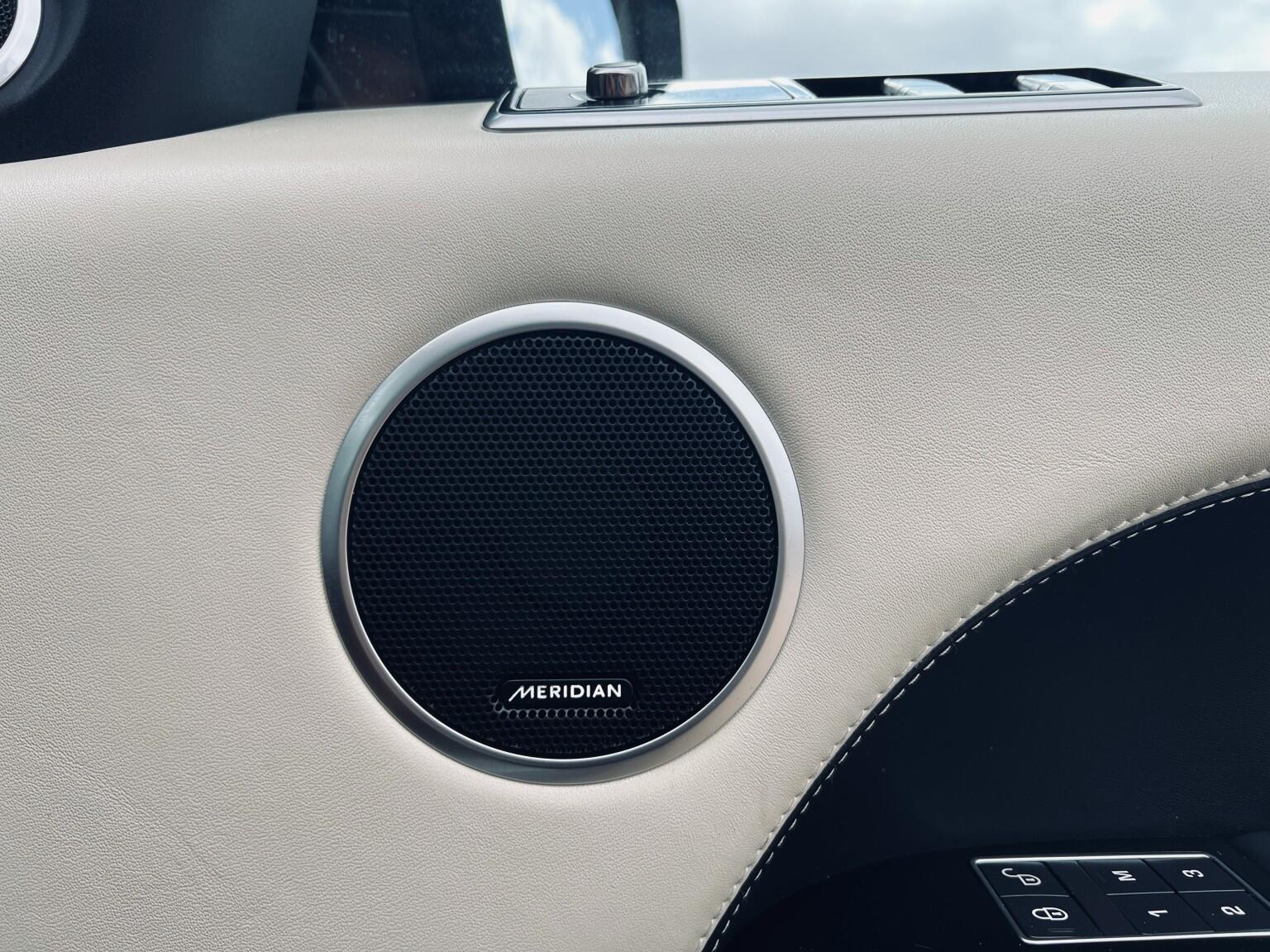 Land Rover Range Rover Sport view 24