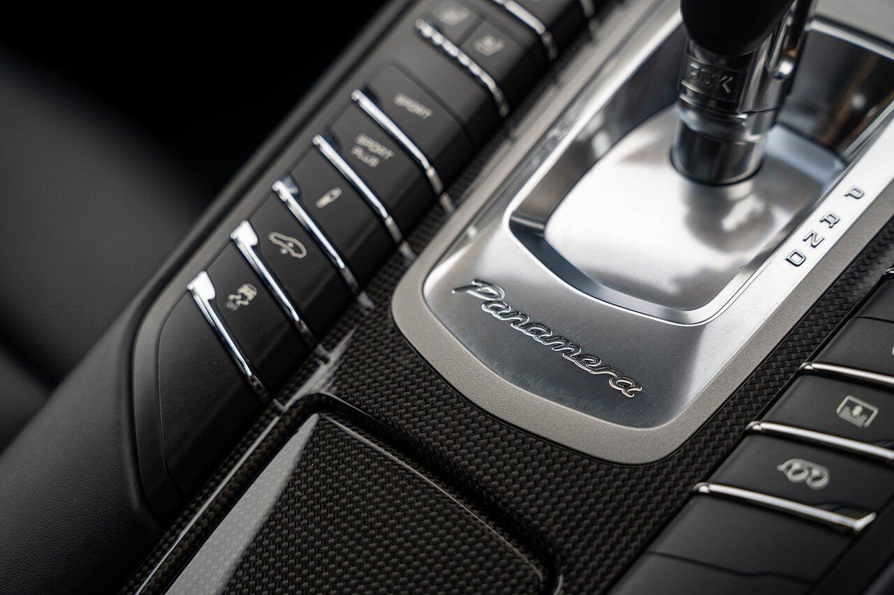 Porsche Panamera view 43
