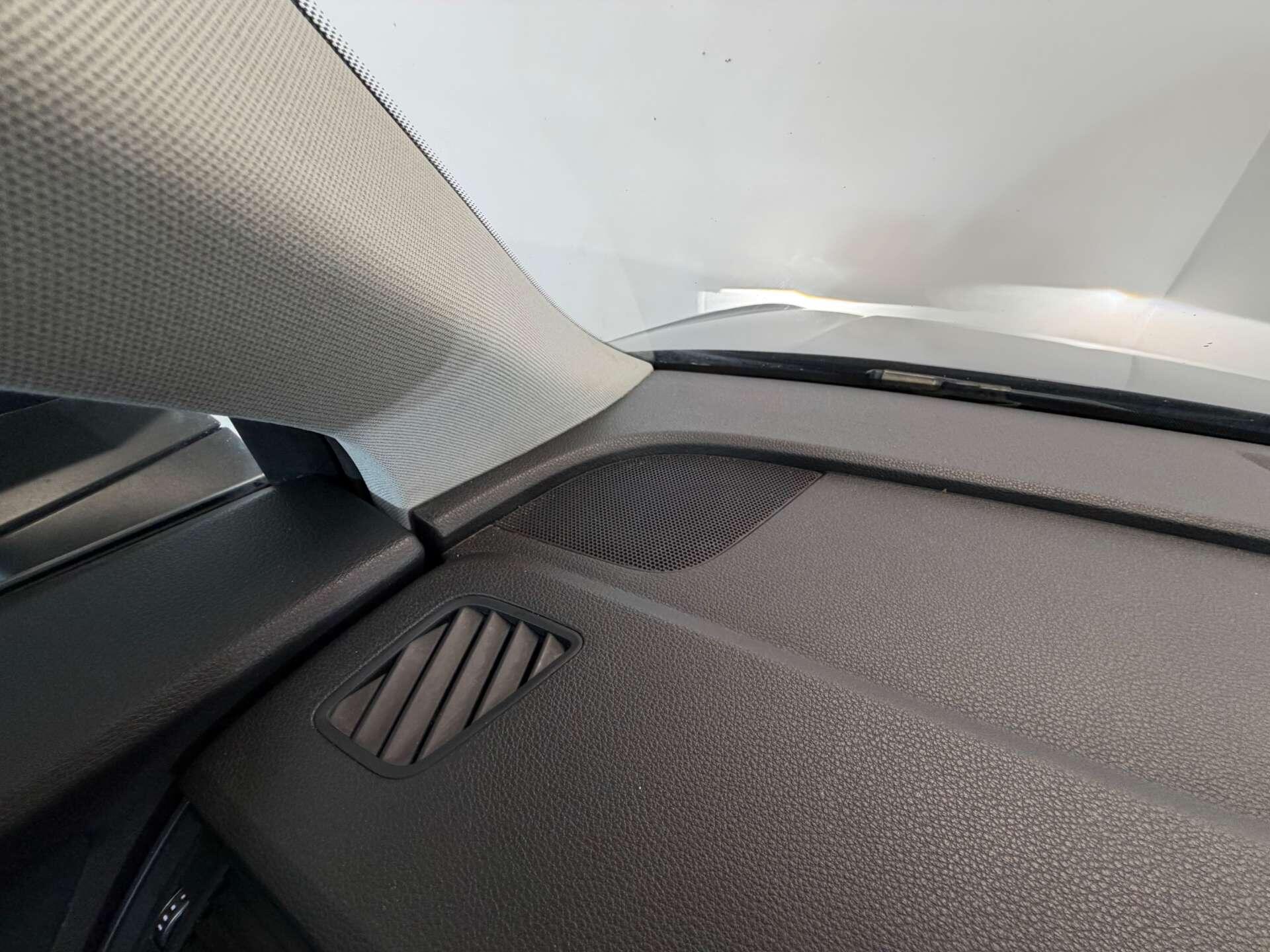 Audi Q5 view 27