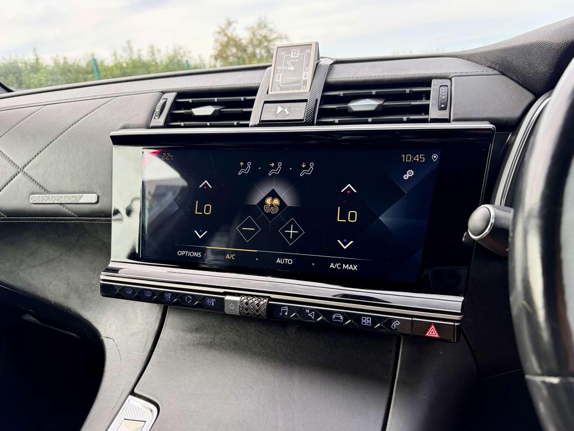 DS Automobiles DS 7 Crossback view 39