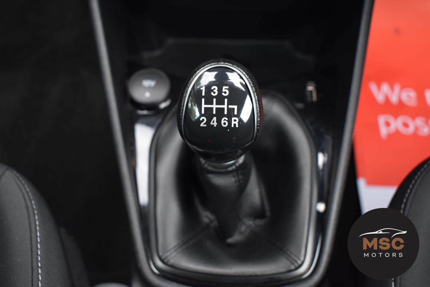 Ford Fiesta view 38