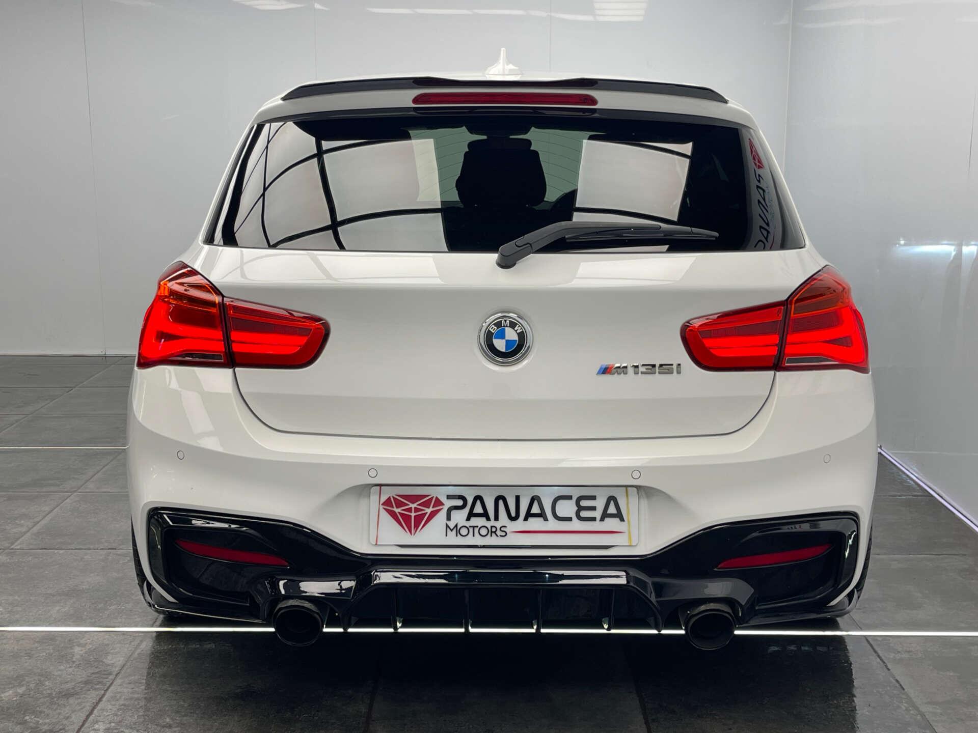 BMW 1 Series view 30