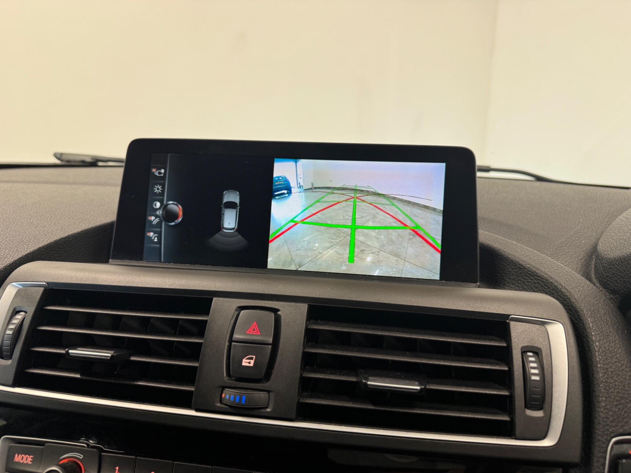 BMW 1 Series view 23