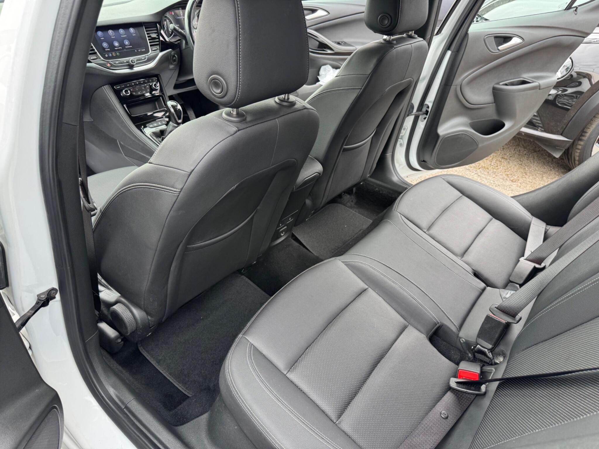 Vauxhall Astra view 21