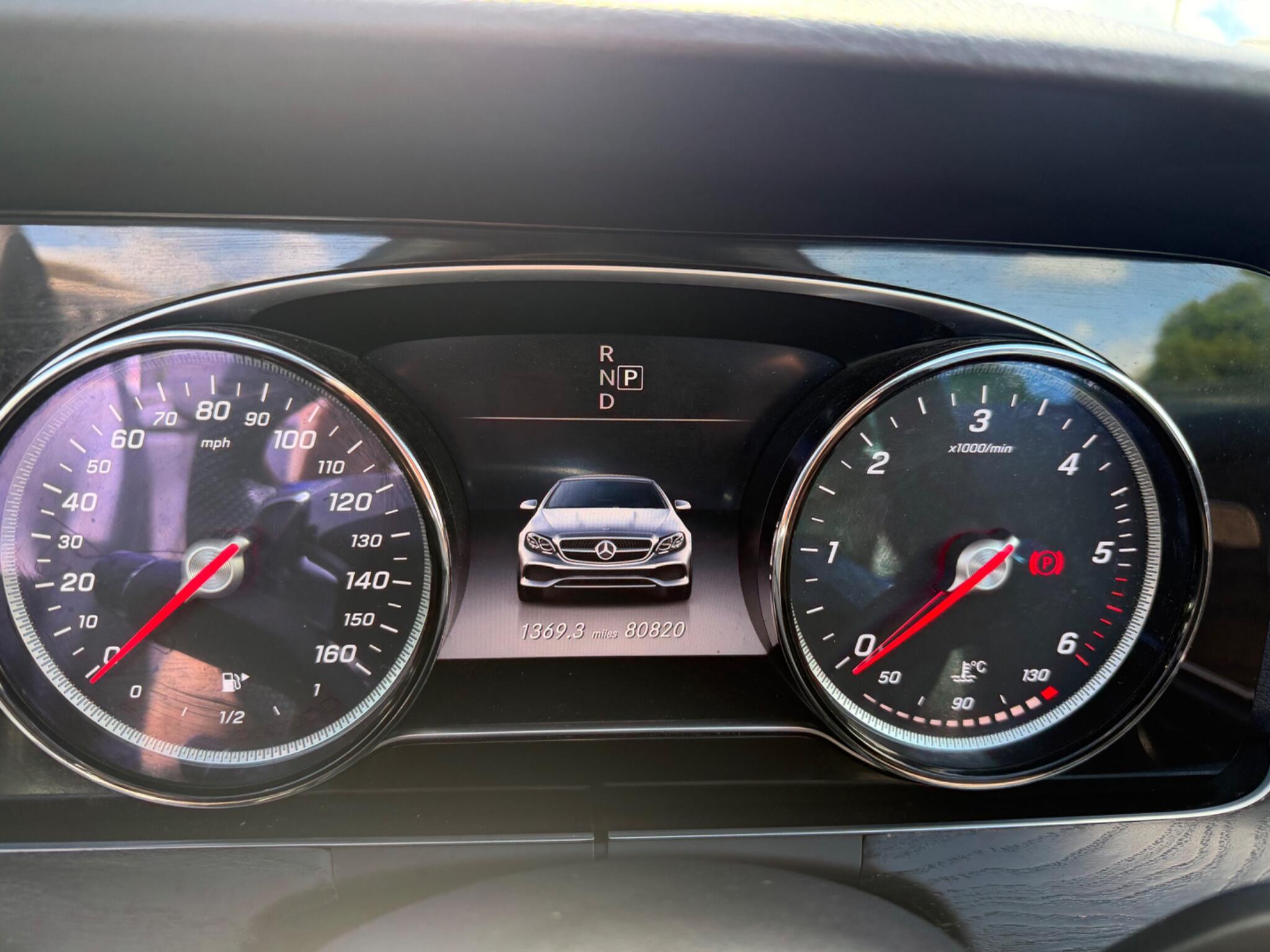 Mercedes-Benz E Class view 18