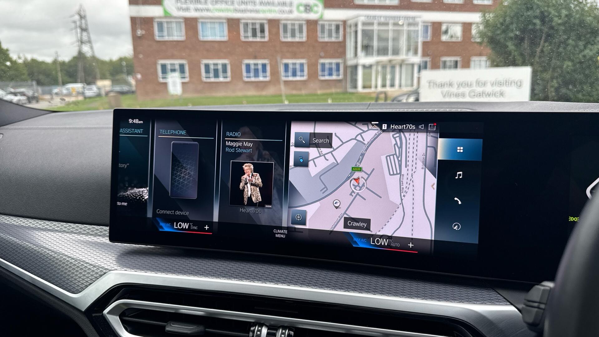 BMW i4 view 8