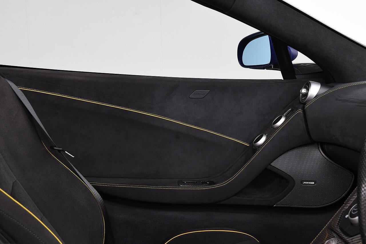 Mclaren 650s view 12