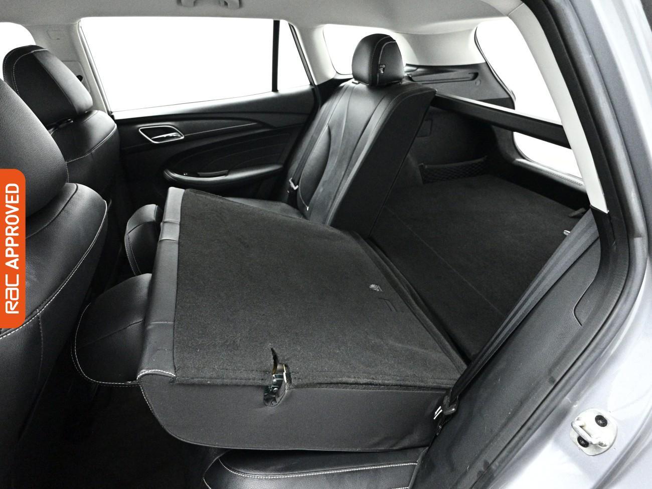 MG MG5 view 27