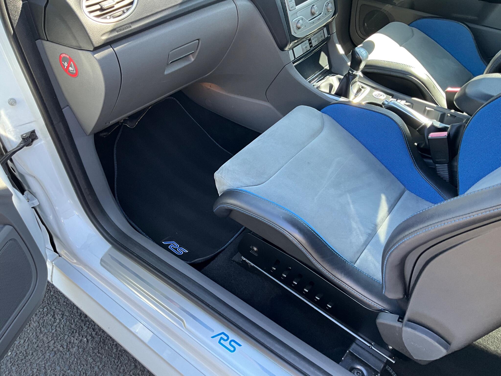 Ford Focus view 27