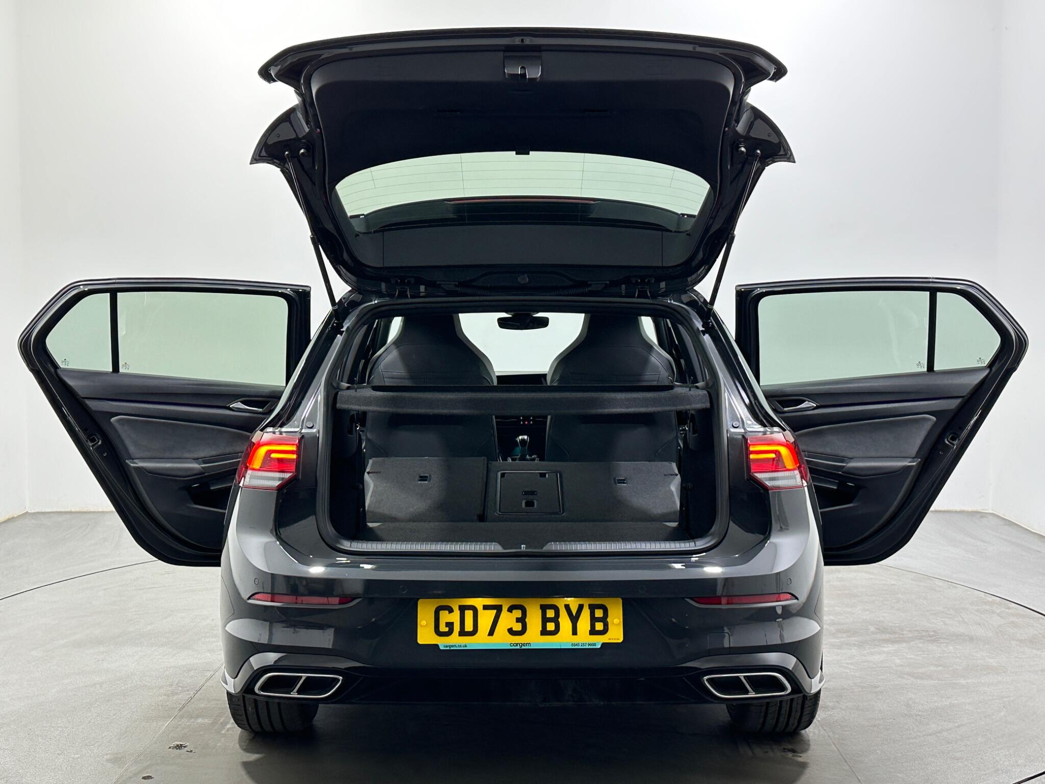 Volkswagen Golf view 42