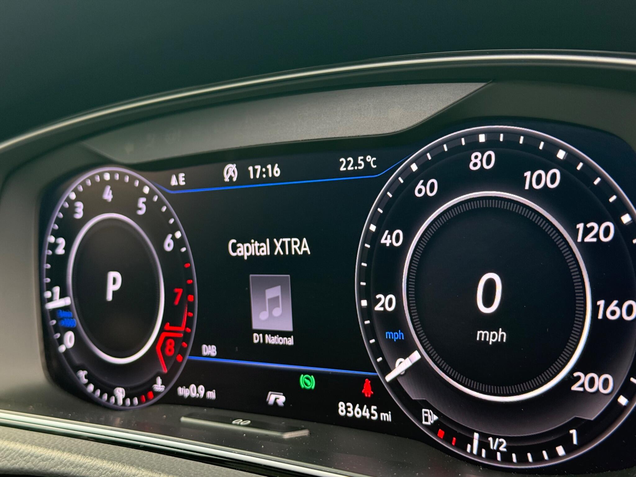 Volkswagen Golf view 22