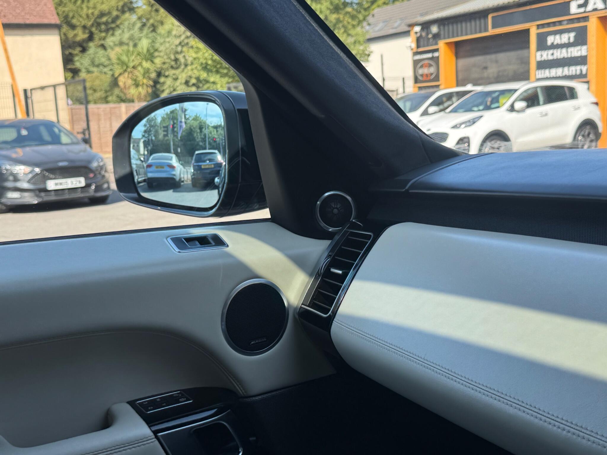 Land Rover Range Rover Sport view 41