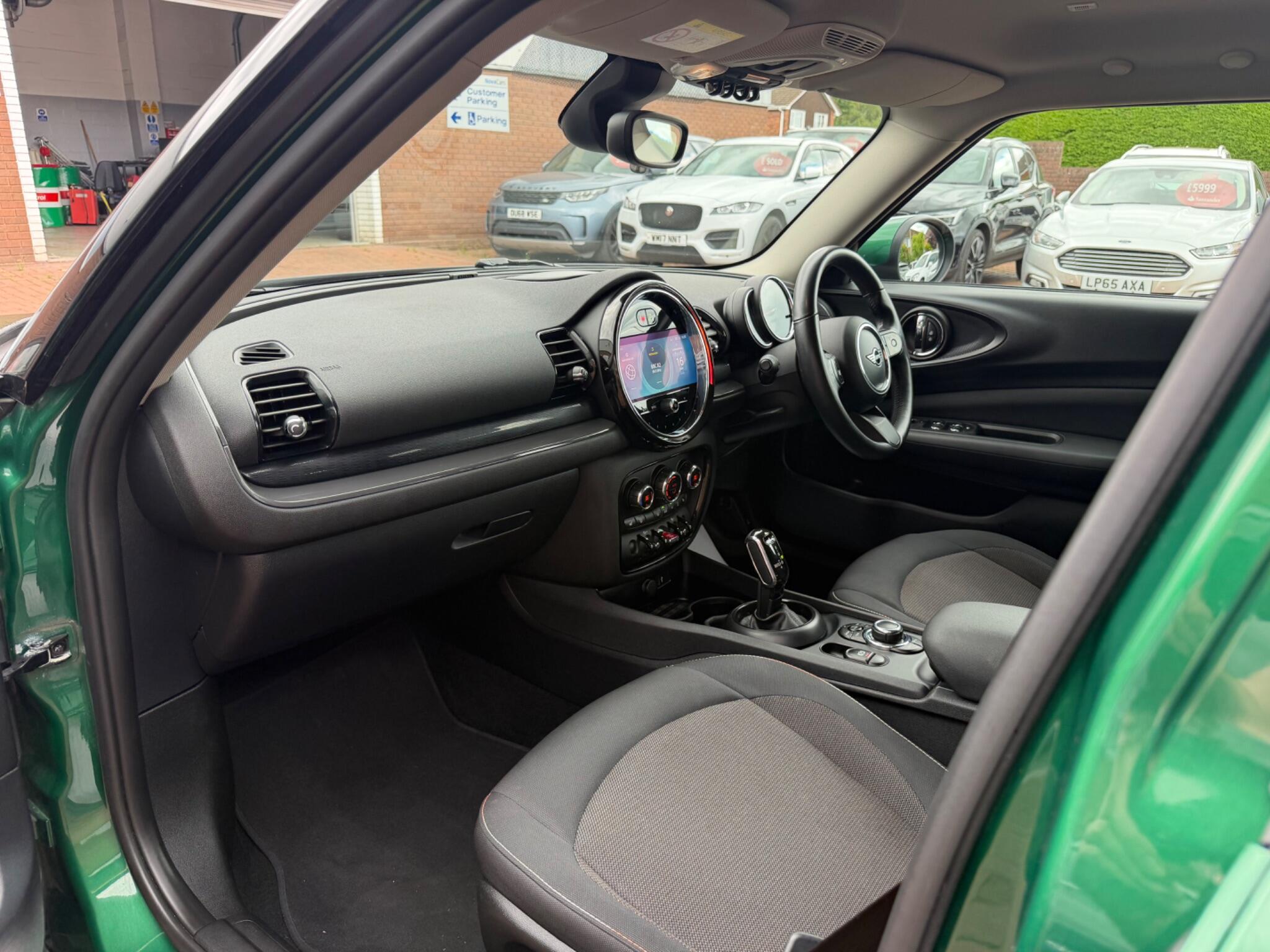 Mini Clubman view 59