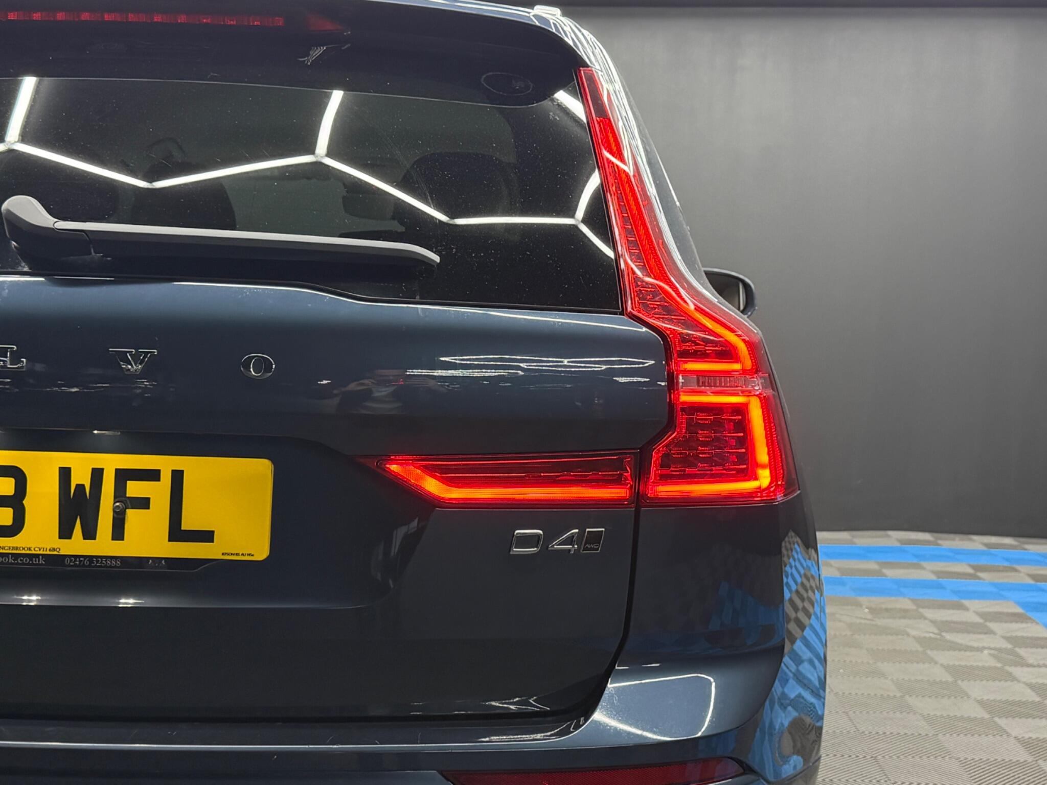 Volvo XC60 view 38