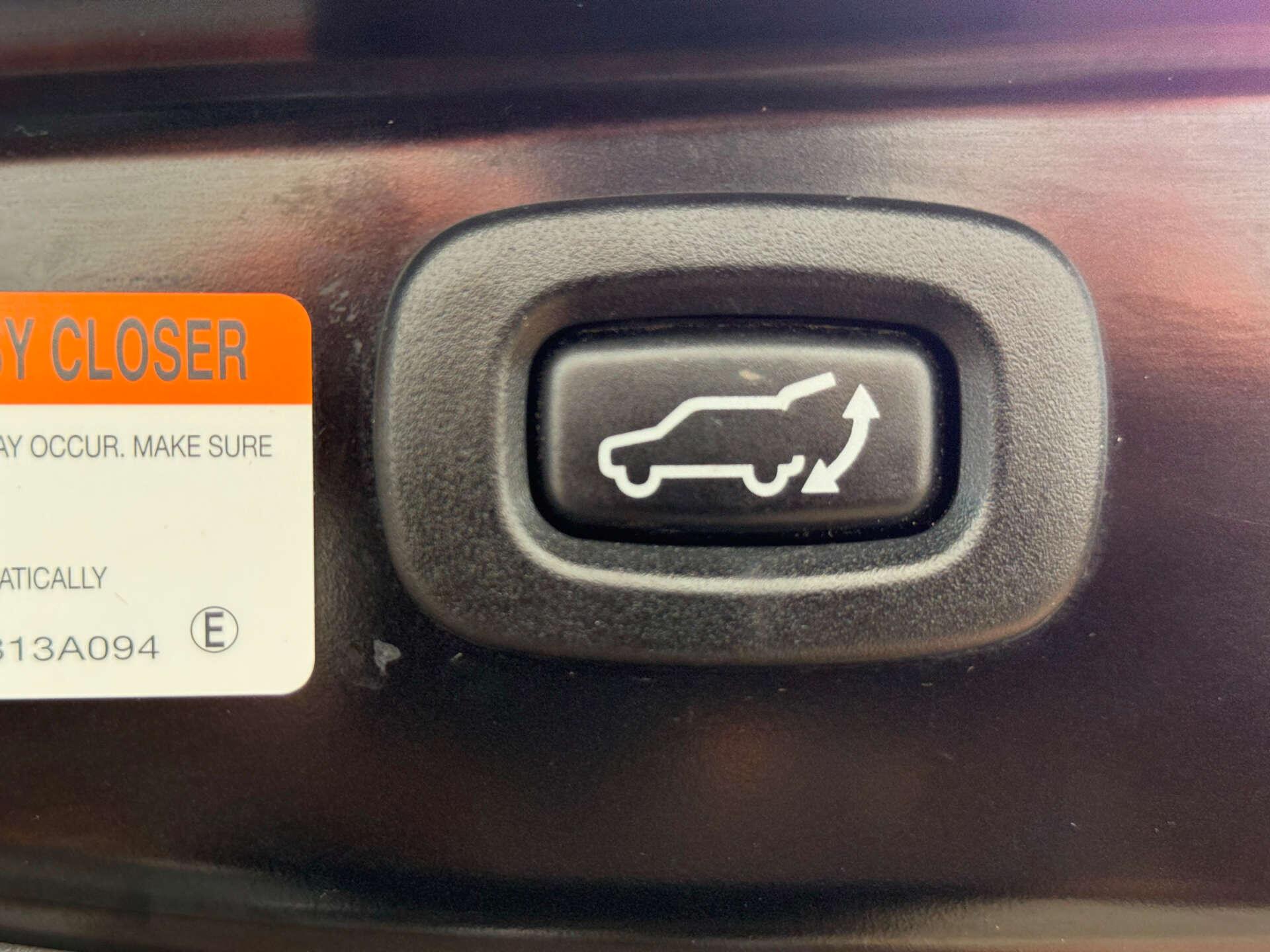Mitsubishi Outlander view 35