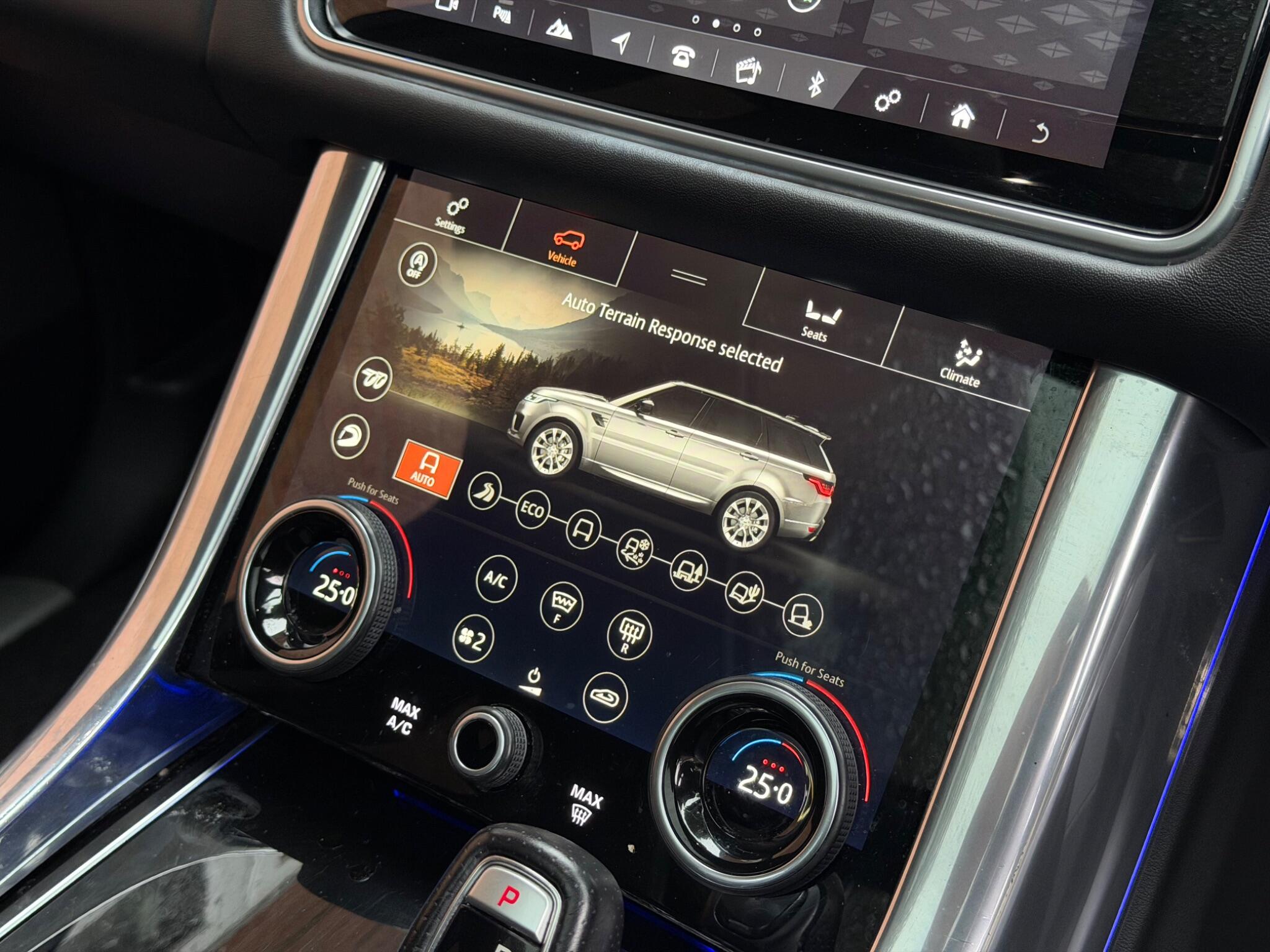 Land Rover Range Rover Sport view 34