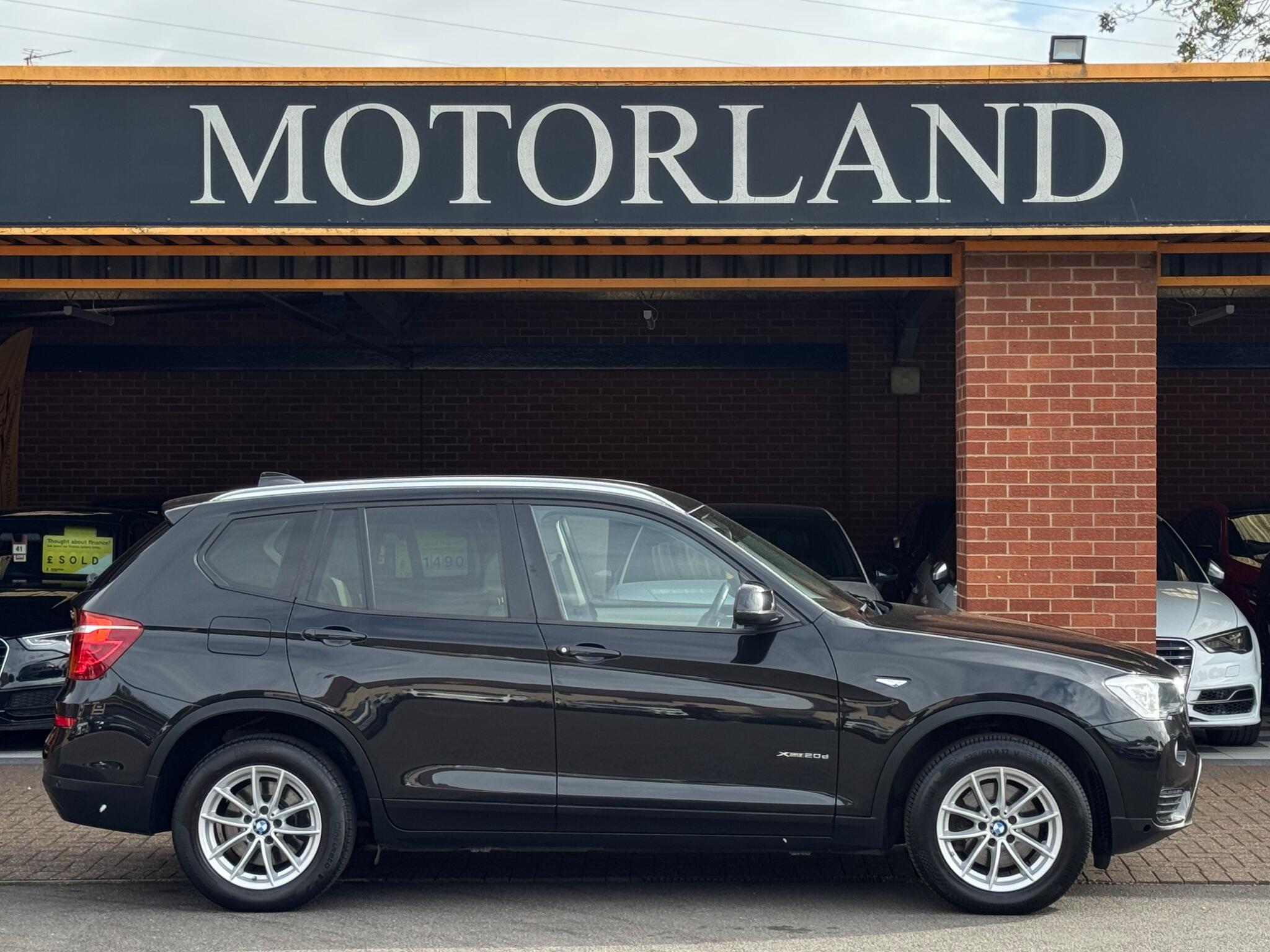 BMW X3 view 4
