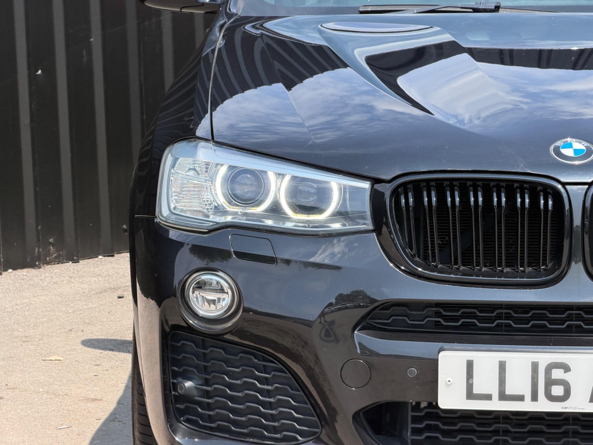 BMW X4 view 64