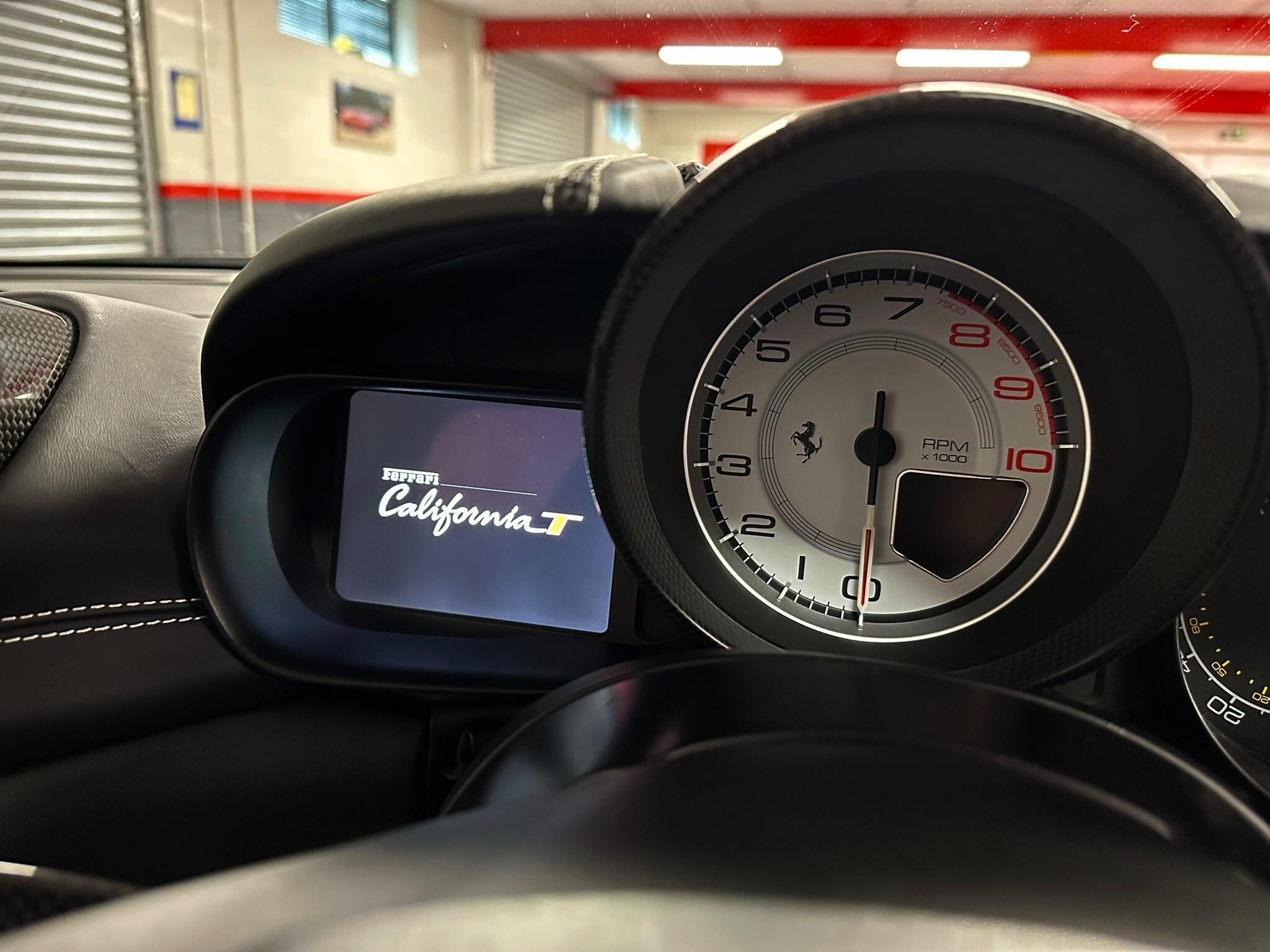 Ferrari California view 14