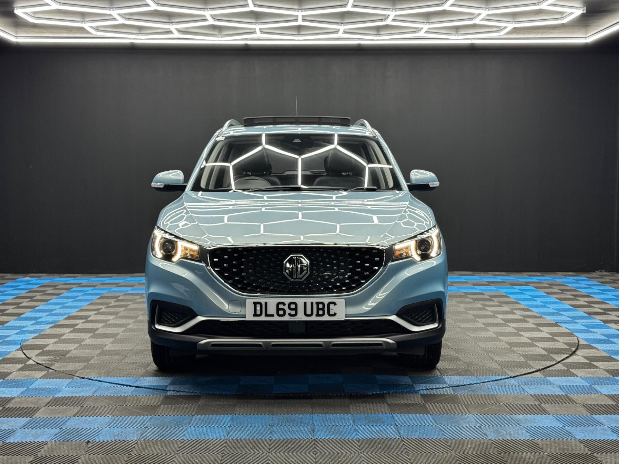 MG ZS view 2