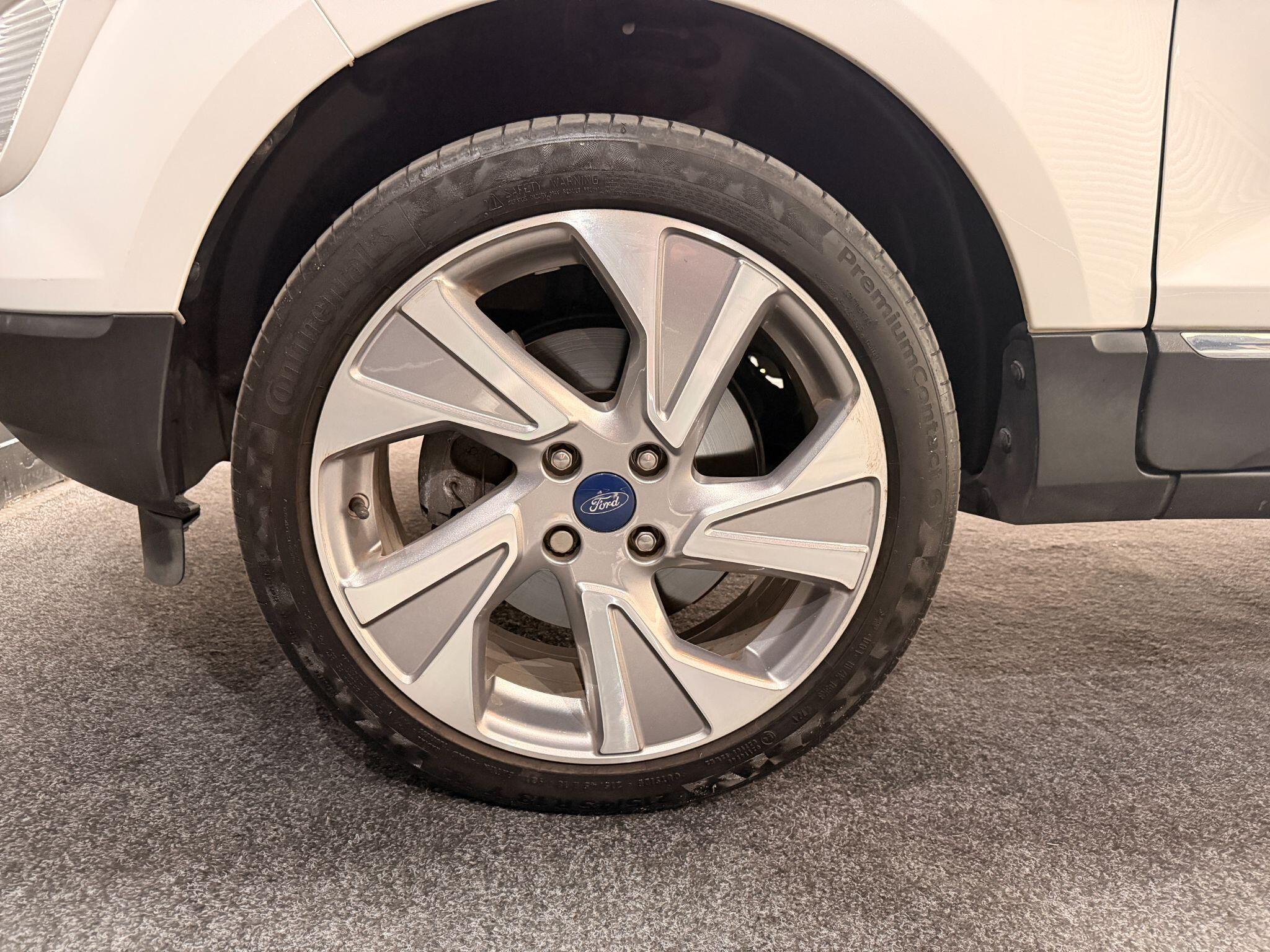 Ford Ecosport view 13