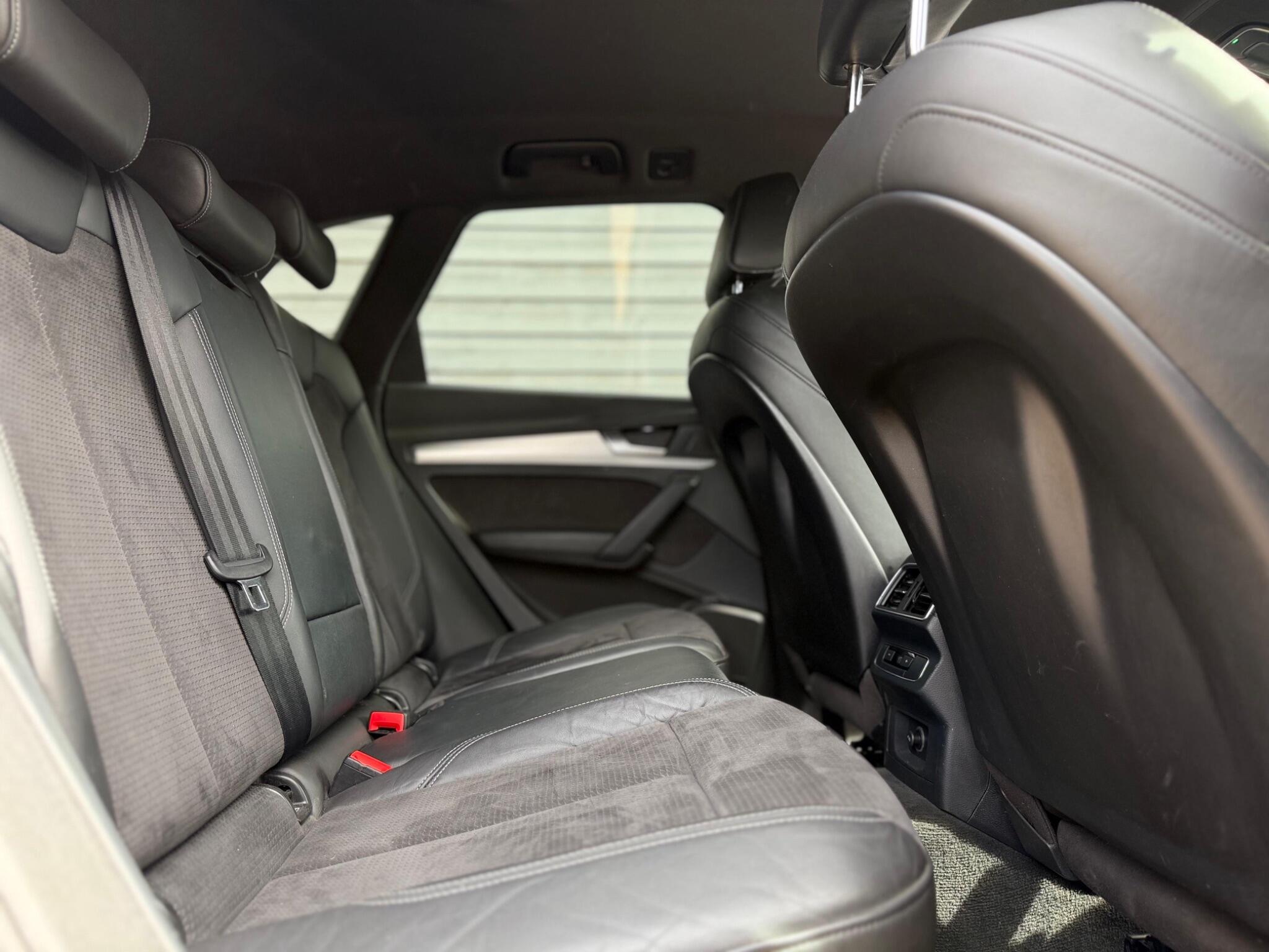 Audi Q5 view 42