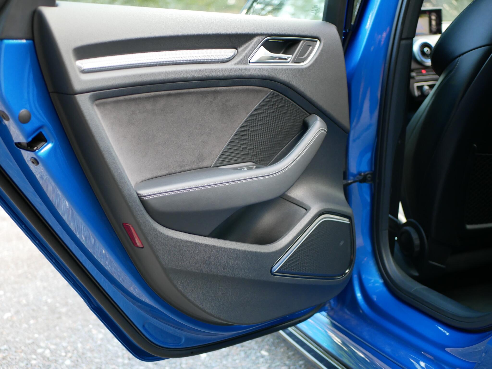 Audi RS3 view 21