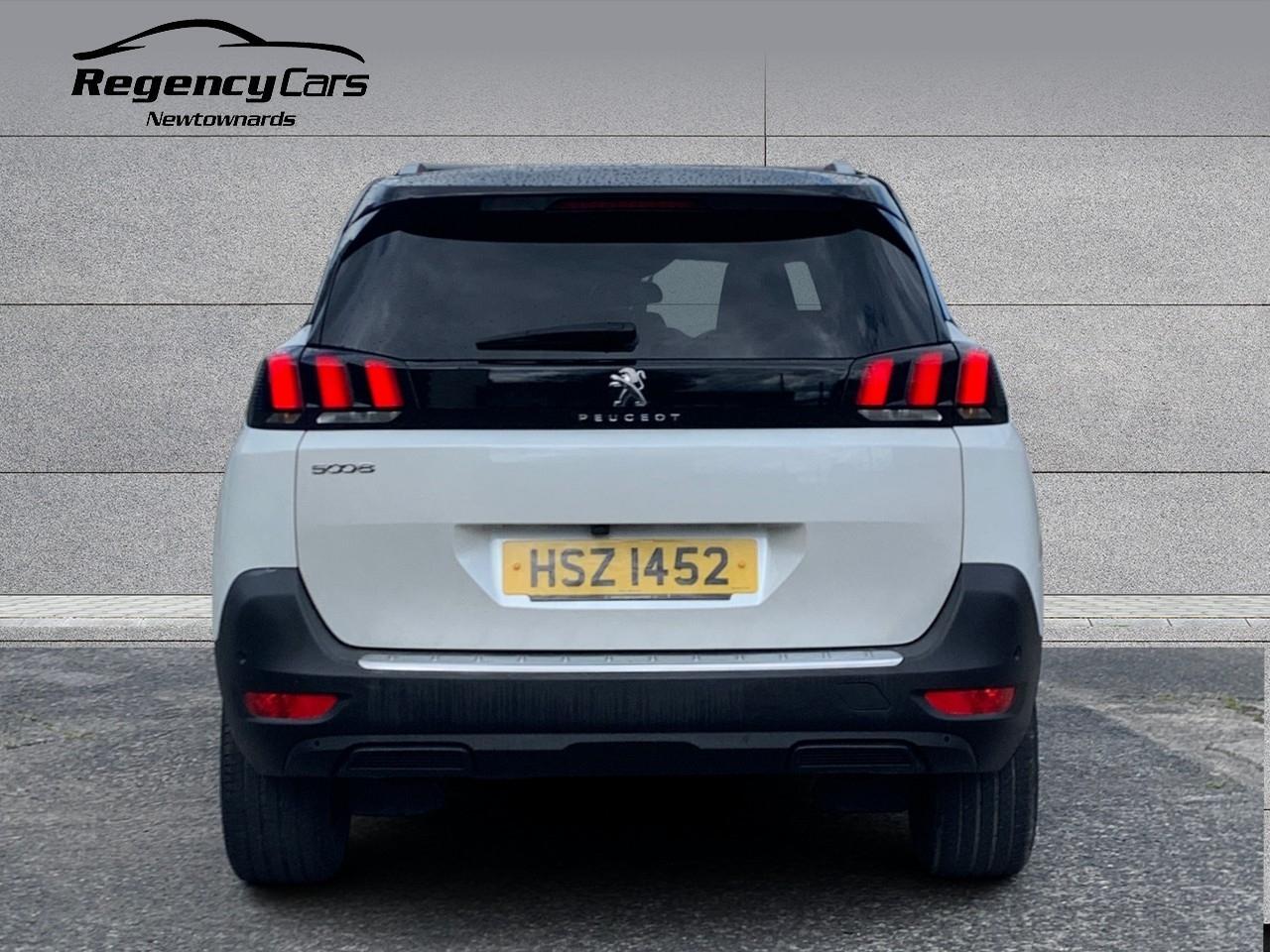 Peugeot 5008 view 6